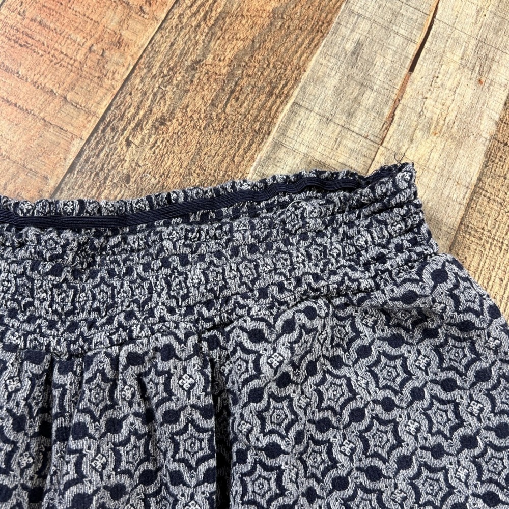 Knox Rose Navy Blue Geometric Rayon Smocked Waist Shorts Lined Pockets Large L - Picture 3 of 6